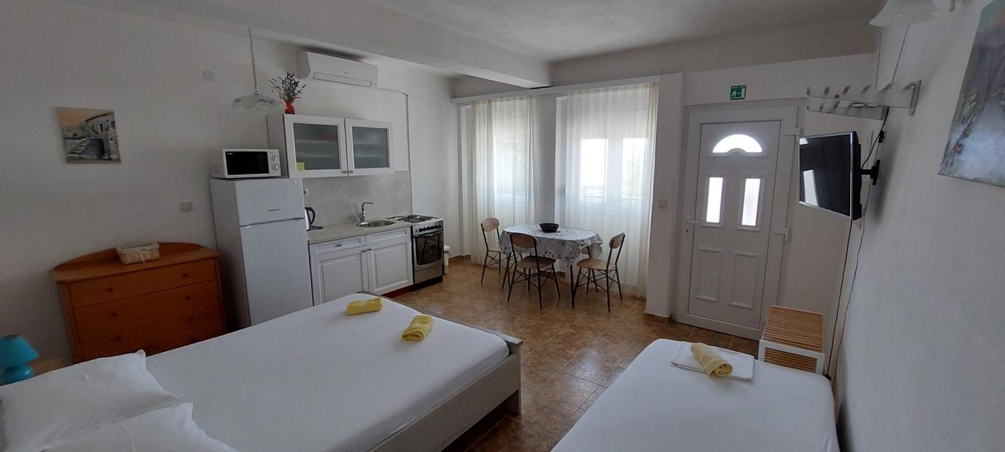 Apartments Dana Omiš Zimmer foto